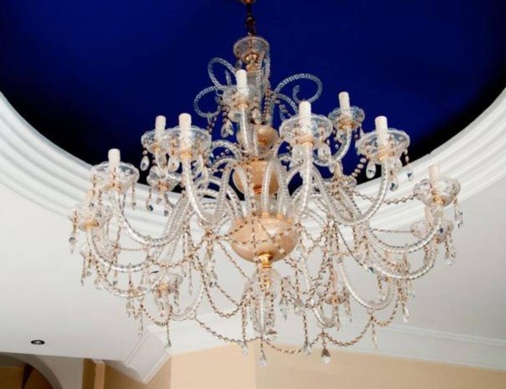 Hotel Lindaraja interior with chandelier